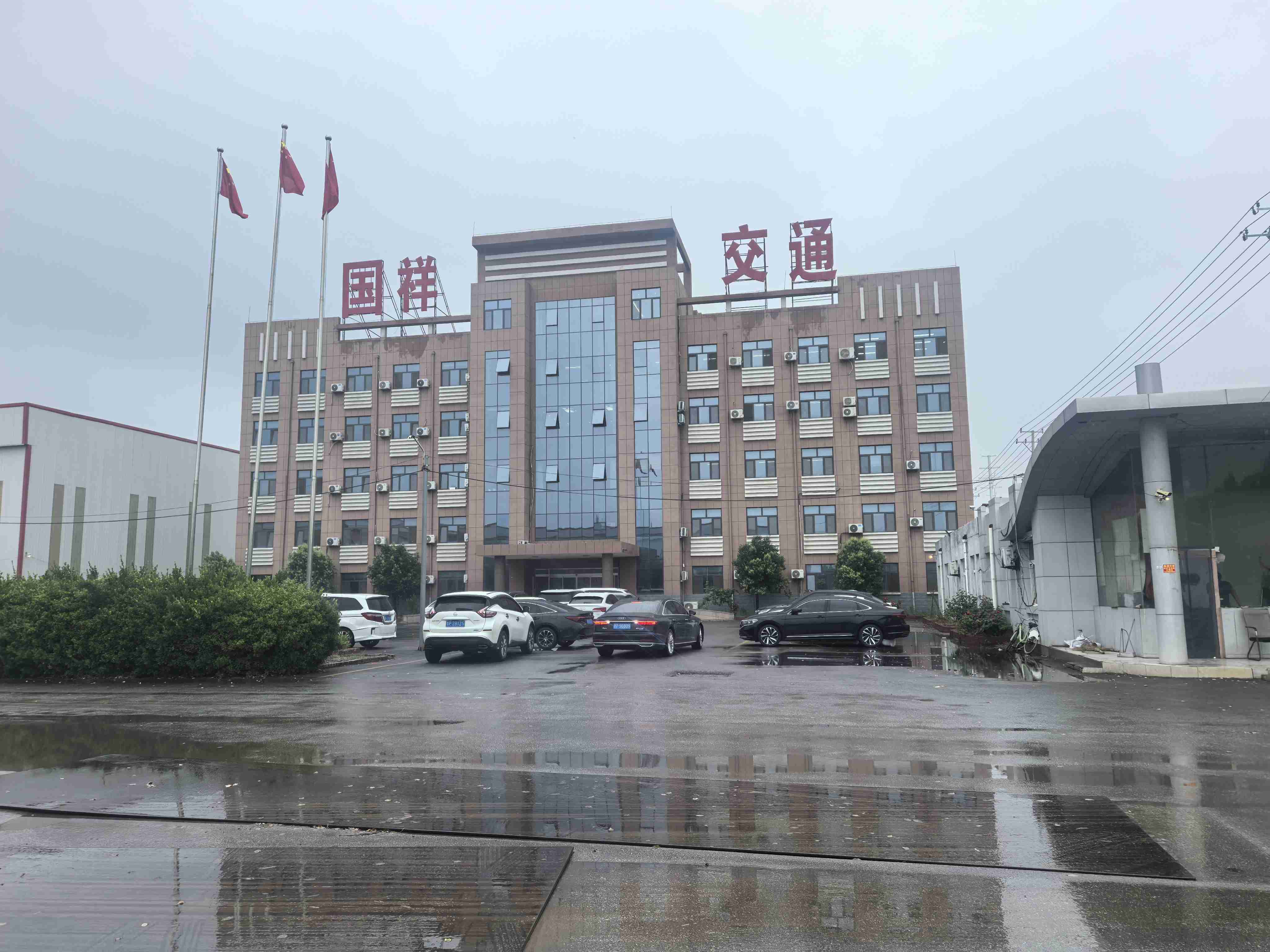三门峡市三波波形护栏浸塑波形护栏 - 厂家